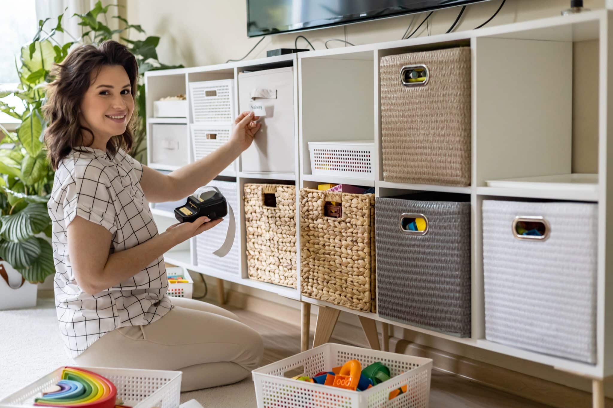 Maximize Space: DIY Storage Solutions for Small US Homes